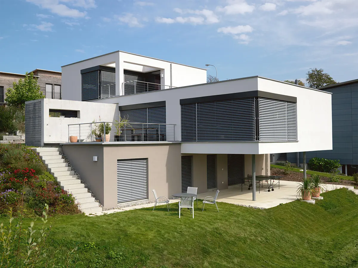 Brise-soleil orientable sur mesure Alsace