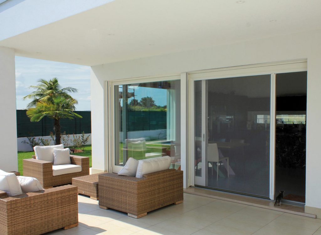 Moustiquaire coulissante sur mesure Strasbourg